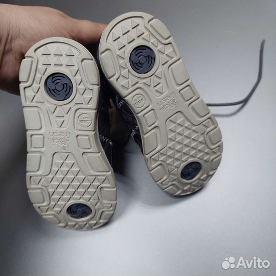 Новые ботинки кроссовки Германия 25, 27, 29, 30