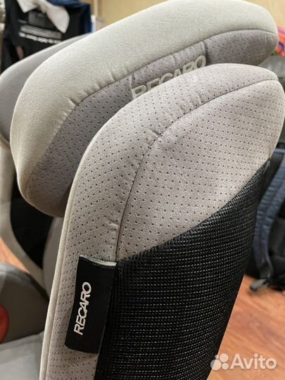Автокресло 1/2/3 (9-36 кг) Recaro Monza Nova IS