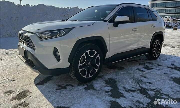 Toyota RAV4 2.0 CVT, 2021, 54 000 км