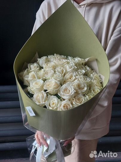 25 роз с доставкой
