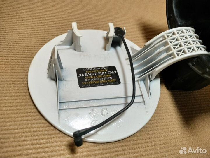 Лючок топливного бака Kia Sorento XM 2012