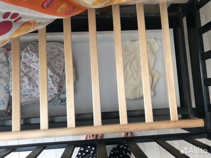 Кровать детская с маятником и ящиком для хранения