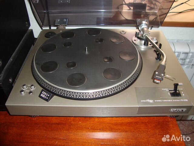 Проигрыватель винила Sony