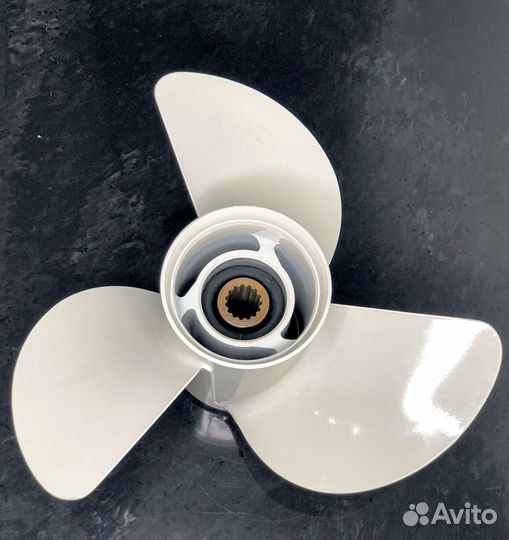 Винт Yamaha 60 80 100 140