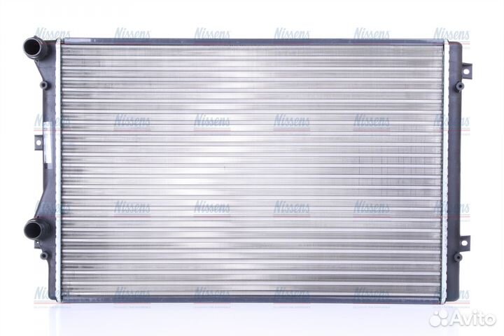 Радиатор двигателя VW golf V