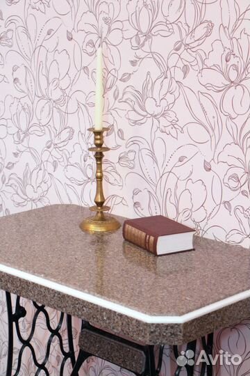 Антикварные столы