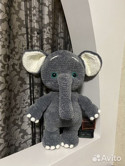 Вязанный слоник Дуняша