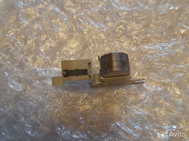 Головка магнитная 6в24 081.6д24 711