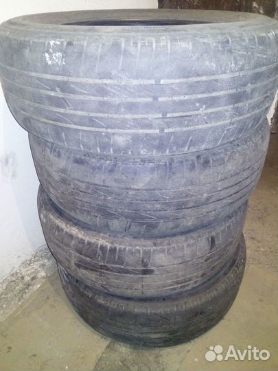 Bridgestone Dueler H/P 215/65 R16