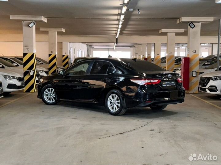 Toyota Camry 2.0 AT, 2021, 70 284 км