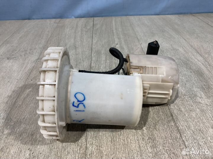 Бензонасос топливный Toyota Corolla E150 / Auris