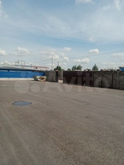 Склад, 990 м²