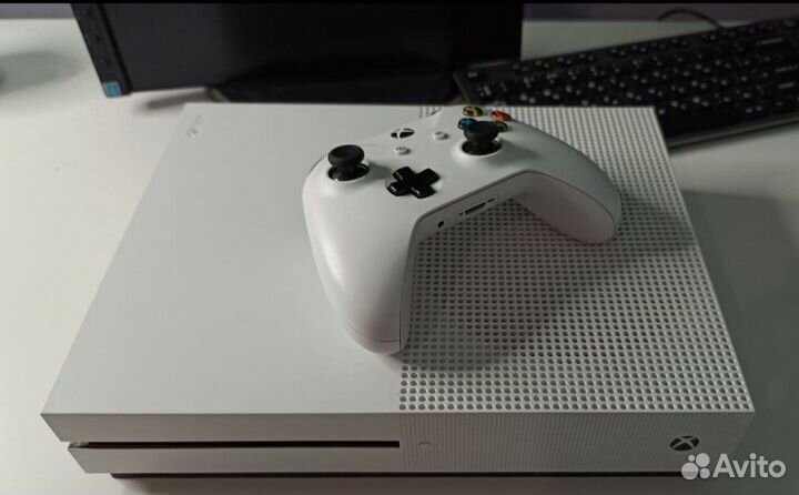Xbox One s 500 gb