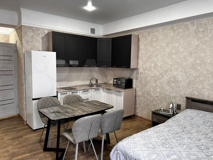 Квартира-студия, 42 м², 3/6 эт.