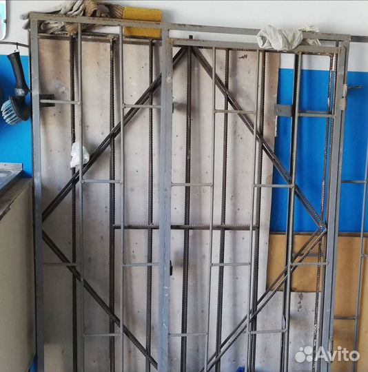 Металлические решетки на окна бу