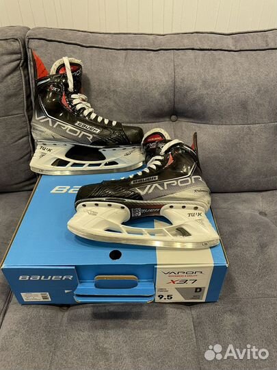 Коньки хоккейные Bauer vapor X3,7 размер 9,5D