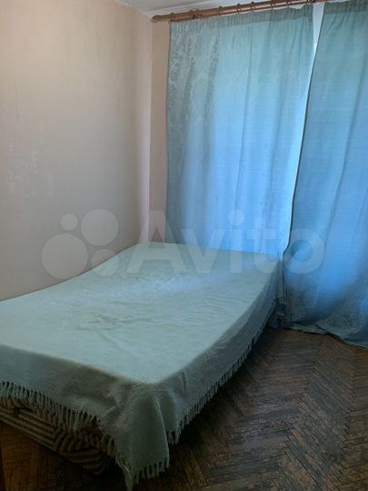 Комната 10 м² в 3-к., 1/9 эт.