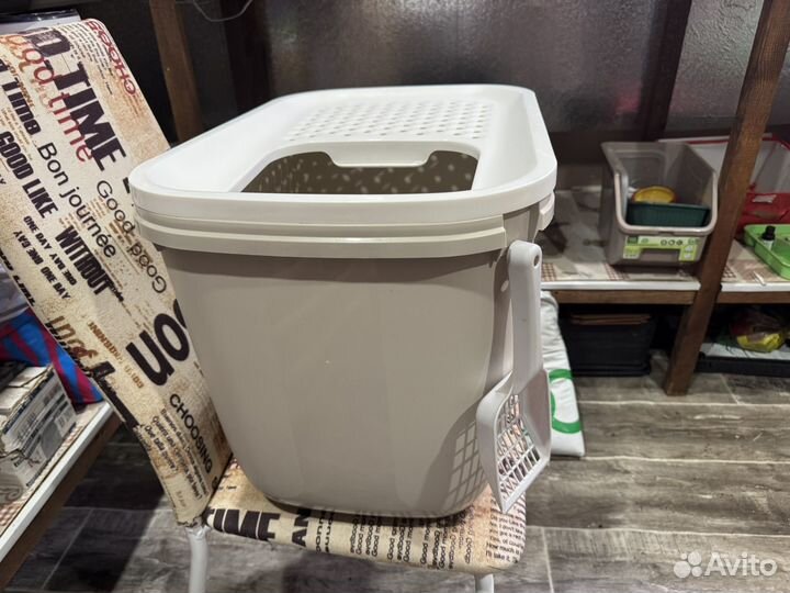 Большой закрытый лоток кошачий