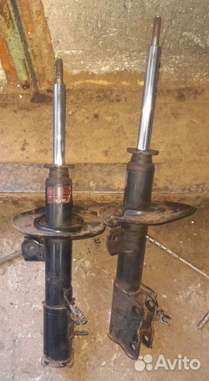 Стойки toyota corolla 120