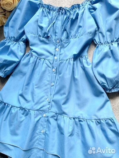 Стильное яркое платье