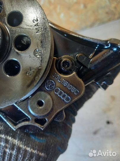 Насос масляный Skoda Octavia A5 cayc 1.6 TDI