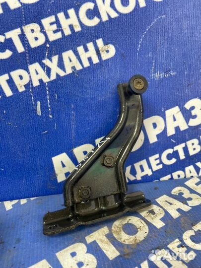 Ролик сдвижной двери. Mazda Mpv минивен GY-DE 2001