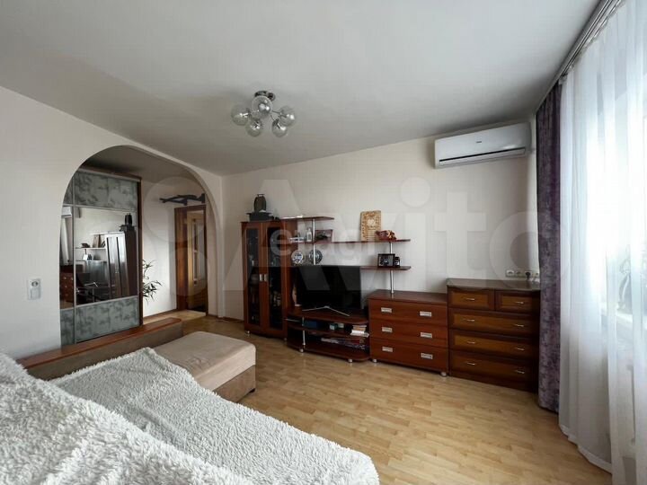 2-к. квартира, 42,3 м², 8/9 эт.