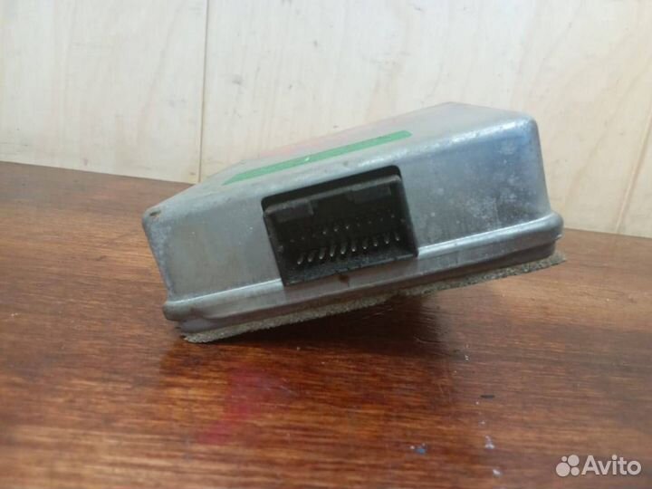 Блок управления круиз контролем Nissan Maxima A32