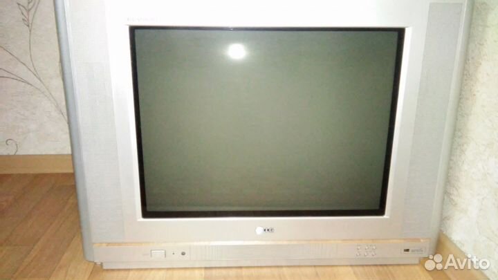 Продам телевизор