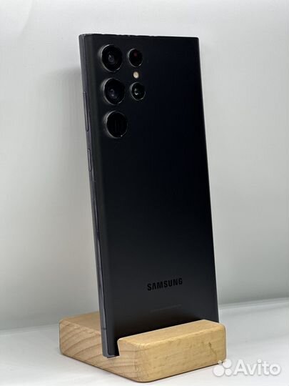 Samsung Galaxy S22 Ultra, 12/512 ГБ