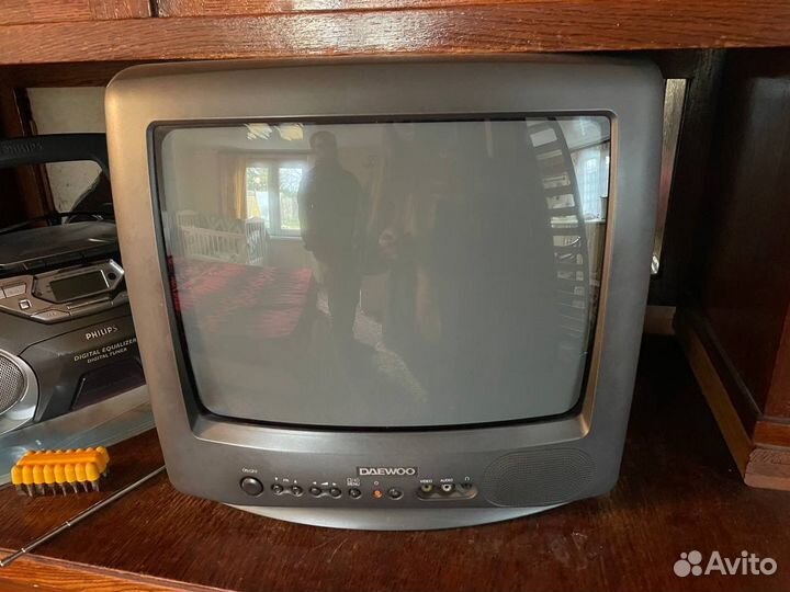 Телевизор