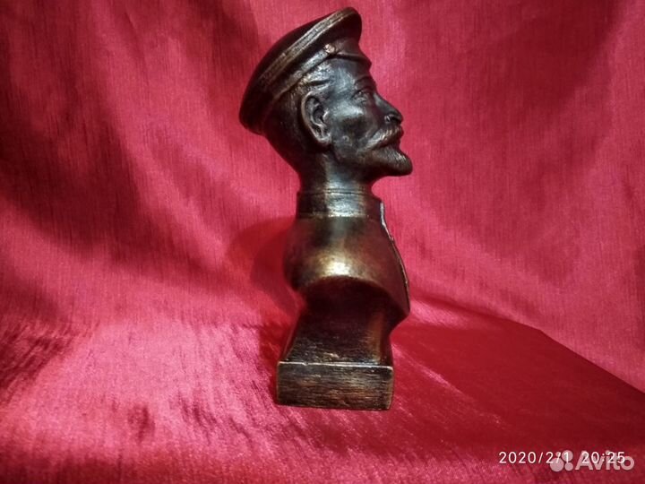 Продаю бюст Дзержинского