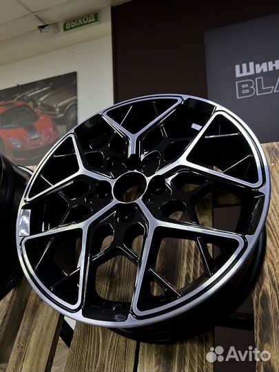 CrossStreet 7x17/5x114,3 ET45 D54,1 CR-20 BKF