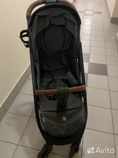 Прогулочная коляска be2me Emaili Графит