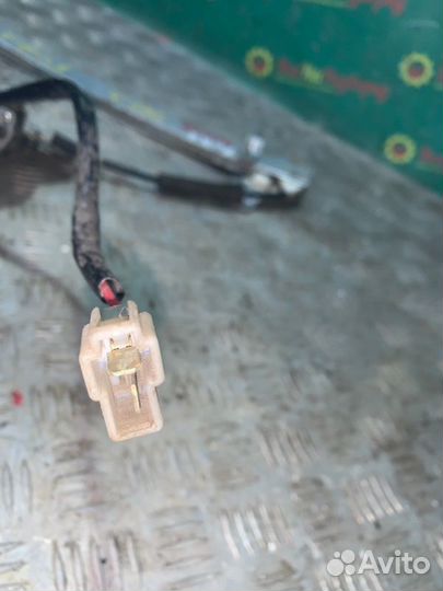 Стеклоподьемник передний левый Chery Fora седан