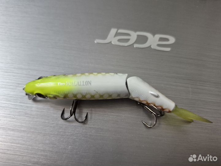 Воблер Jackall Tiny Magallon