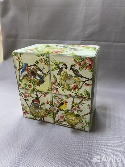 Шкатулка для украшений