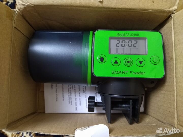 Автоматическая кормушка для рыб