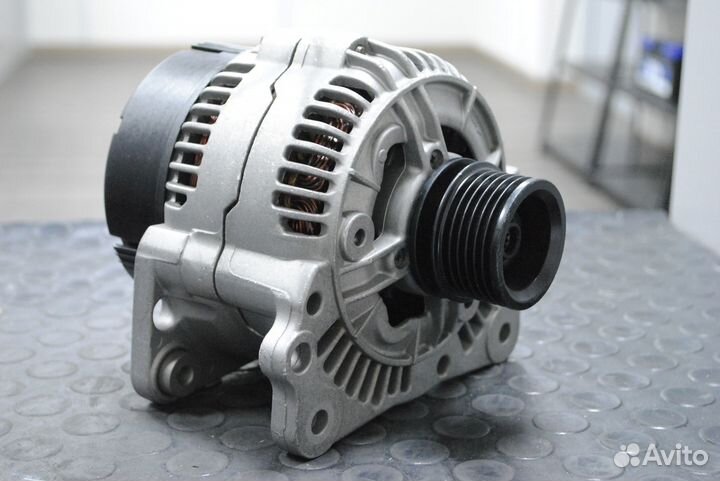 Генератор Audi 80 1.9 TDi, VW Transporter 2.0 90А