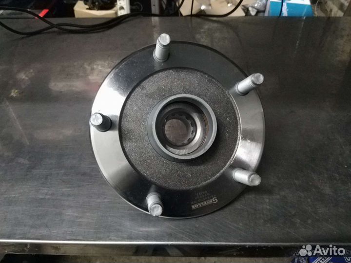 Подшипник задней ступицы Ford Transit 00-06 FWD