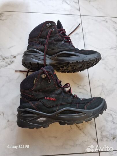 Ботинки lowa renegade 42