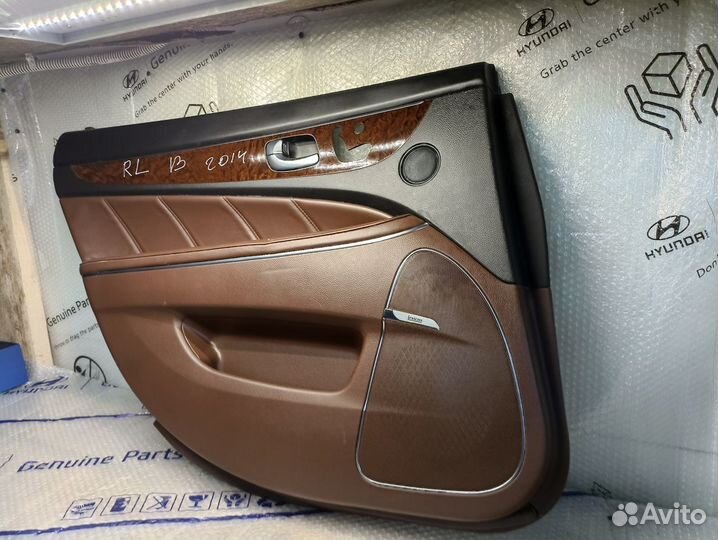 Обшивка двери левая задняя Equus RL13 коричневая