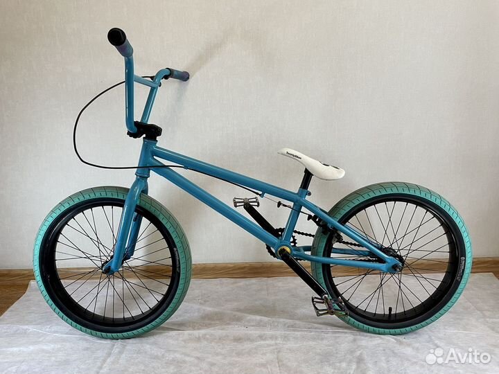 Трюковой велосипед bmx