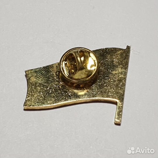 Нагрудный знак : 