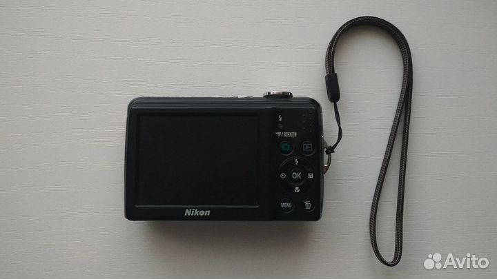 Компактный фотоаппарат Nikon Coolpix L23