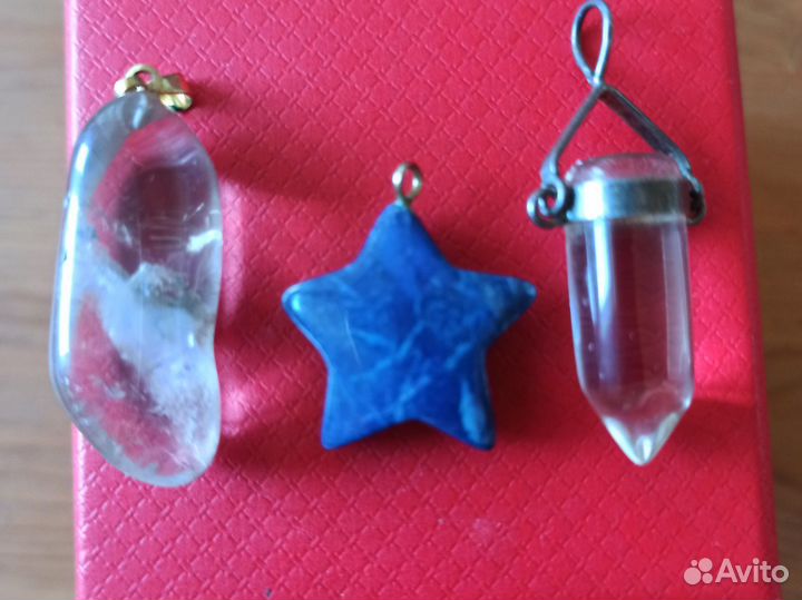 Кулоны из натурального камня