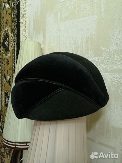 Берет женский