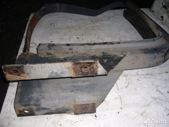 Кронштейн крепления топливного бака actros MP2