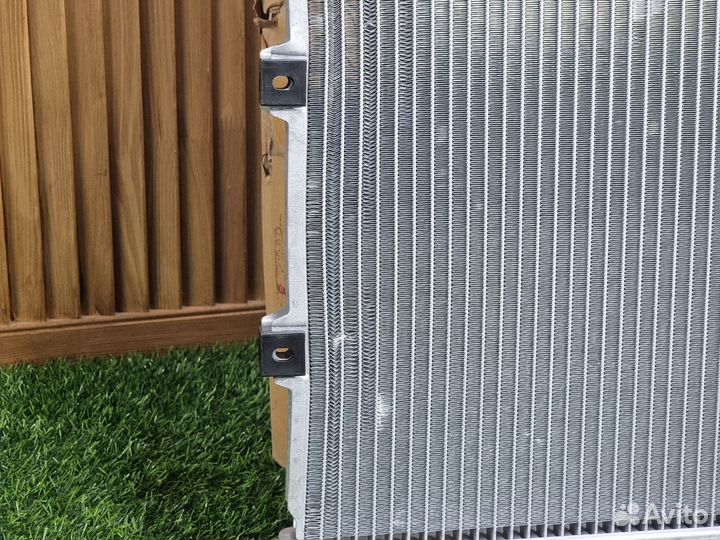 Радиатор Kia Cerato LD АКПП 253102F030