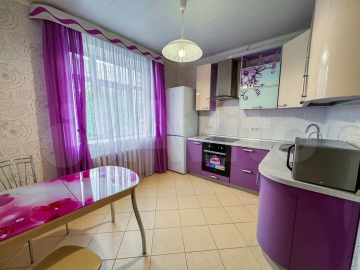 2-к. квартира, 60 м², 2/14 эт.